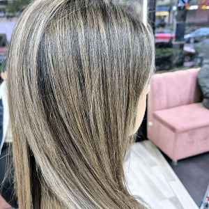 Pack peinar con secador o plancha alta hidratación masaje craneal